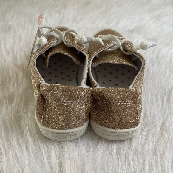 Wonder Nation Shoes Girls Size 4 Gold Sparkly Slip On Stretchy Back - Picture 3 of 6
